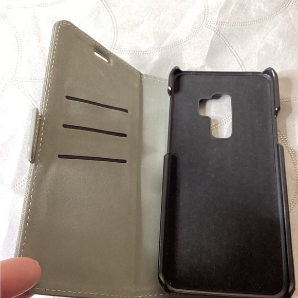 Samsung Galaxy S9+ Cellphone Case - Picture 5 of 6